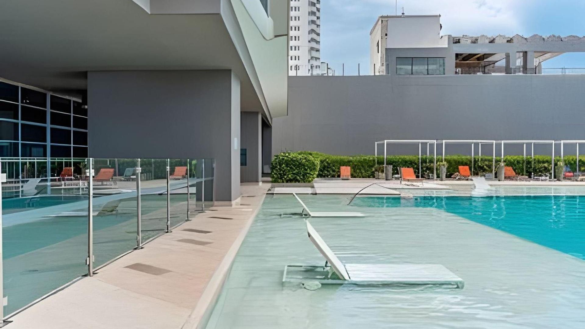Exclusivo Apartamento/ Vista Al Mar/ Piso 36 Apartamento *