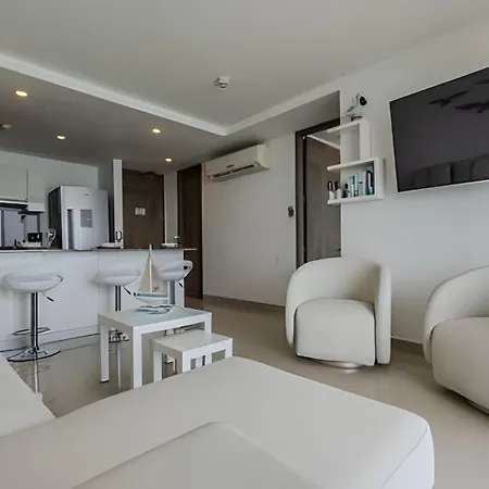 Exclusivo Apartamento/ Vista Al Mar/ Piso 36 Apartamento *